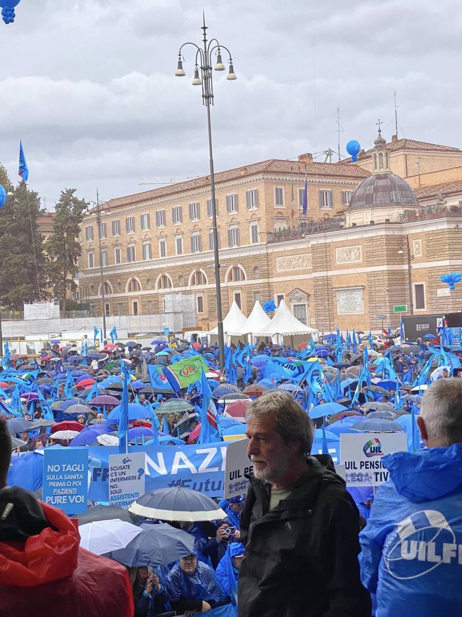 Manifestazione di UIL FPL, Uil PA, FP CGIL su Salario, Salute, Diritti, Occupazione 2