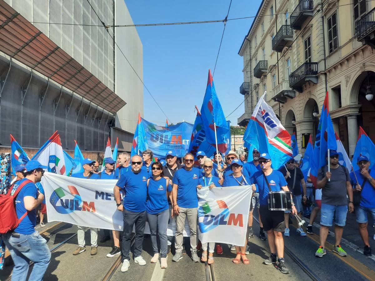 SENZA IL CONTRATTO IL PAESE SI BLOCCA 2