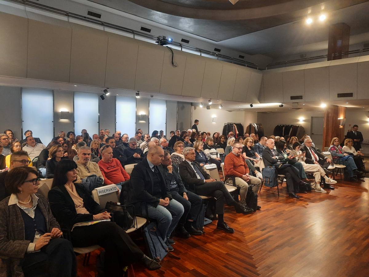 Agostino Colotti confermato al vertice della UIL Scuola 3