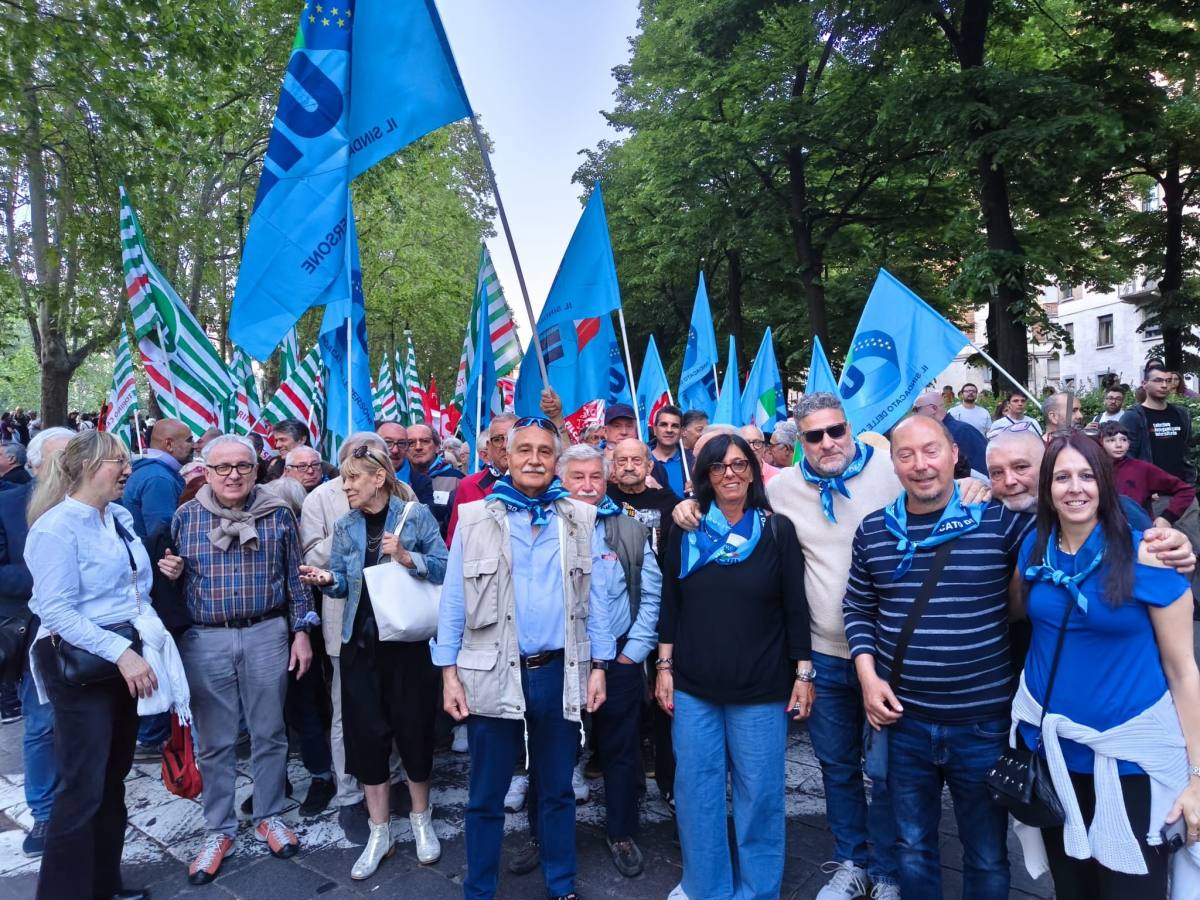 Fiaccola per la festa della liberazione a Torino 0