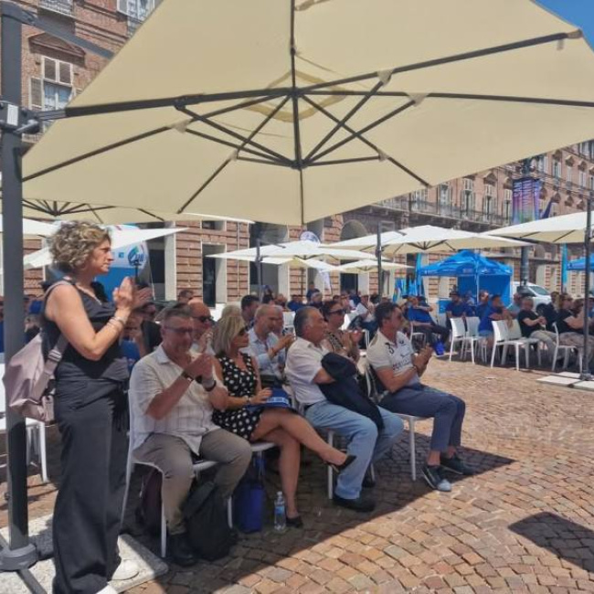 SI CHIUDE LA TAPPA TORINESE DELLA CAMPAGNA UIL CONTRO IL PRECARIATO 